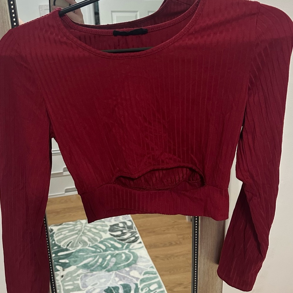 Red Long Sleeve Ribbed Crop Top